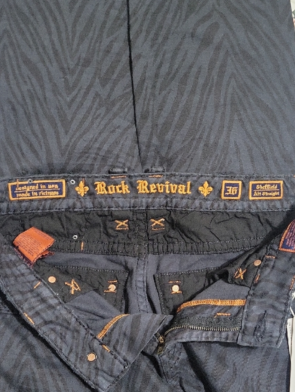 Distressed Rock Revival Sheffield Men’s Straight Jeans - Picture 5 of 9